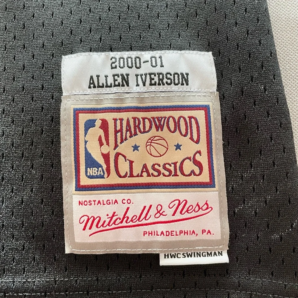 Allen Iverson Philadelphia 76ers Road 2000-01 Mitchell & Ness Jersey - Picture 5 of 5